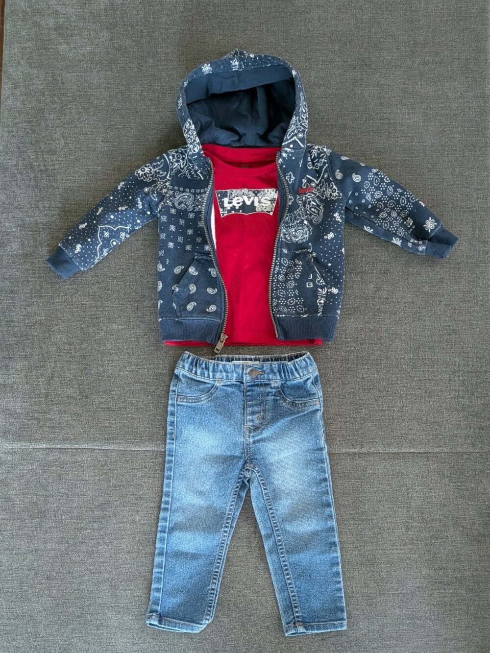 Levi's Three-Piece Set: Hoodie + Tee + Jeans